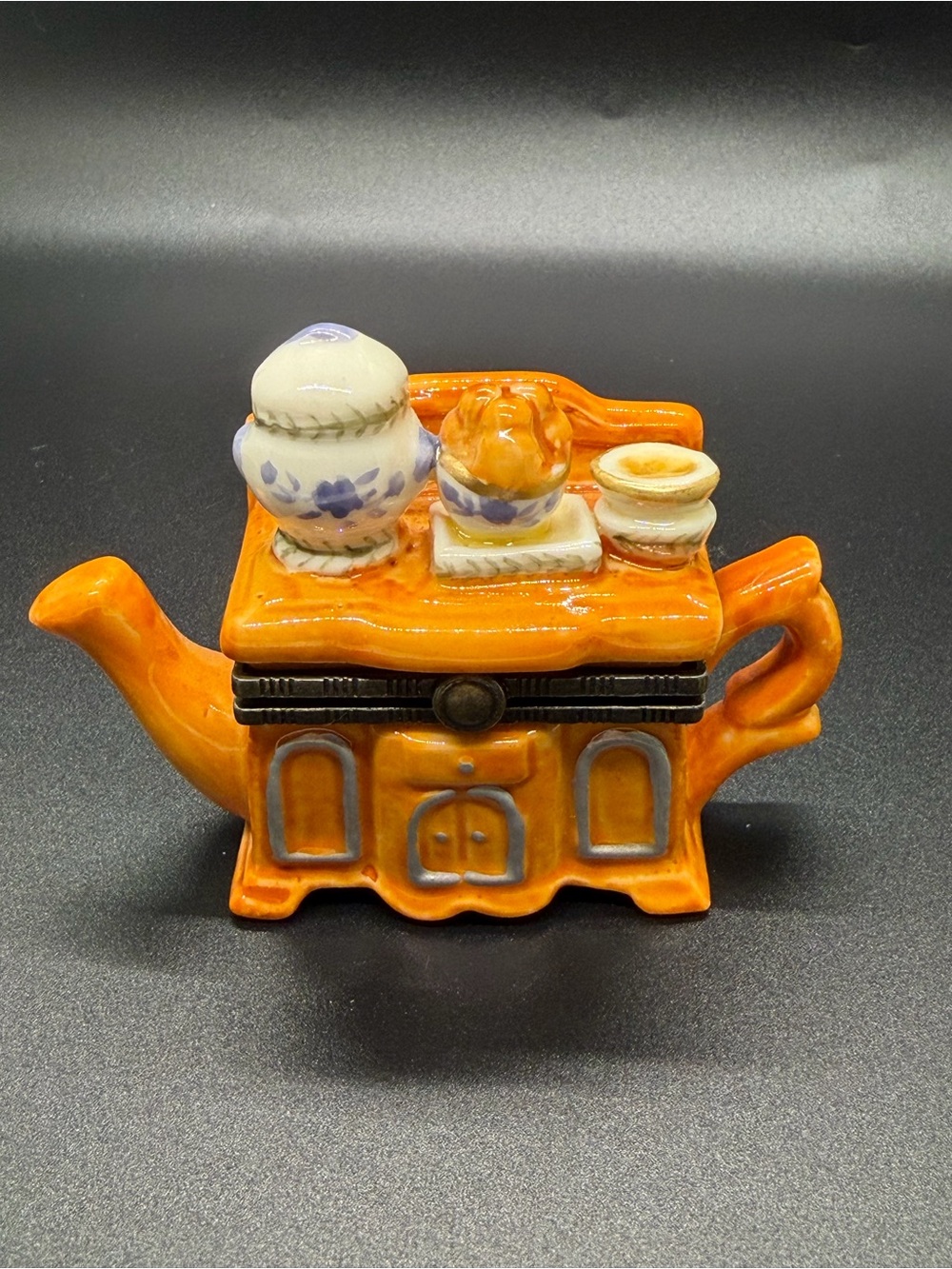 Vintage Ceramic Stove With Bakeware Hinged Trinket Box With No Trinket